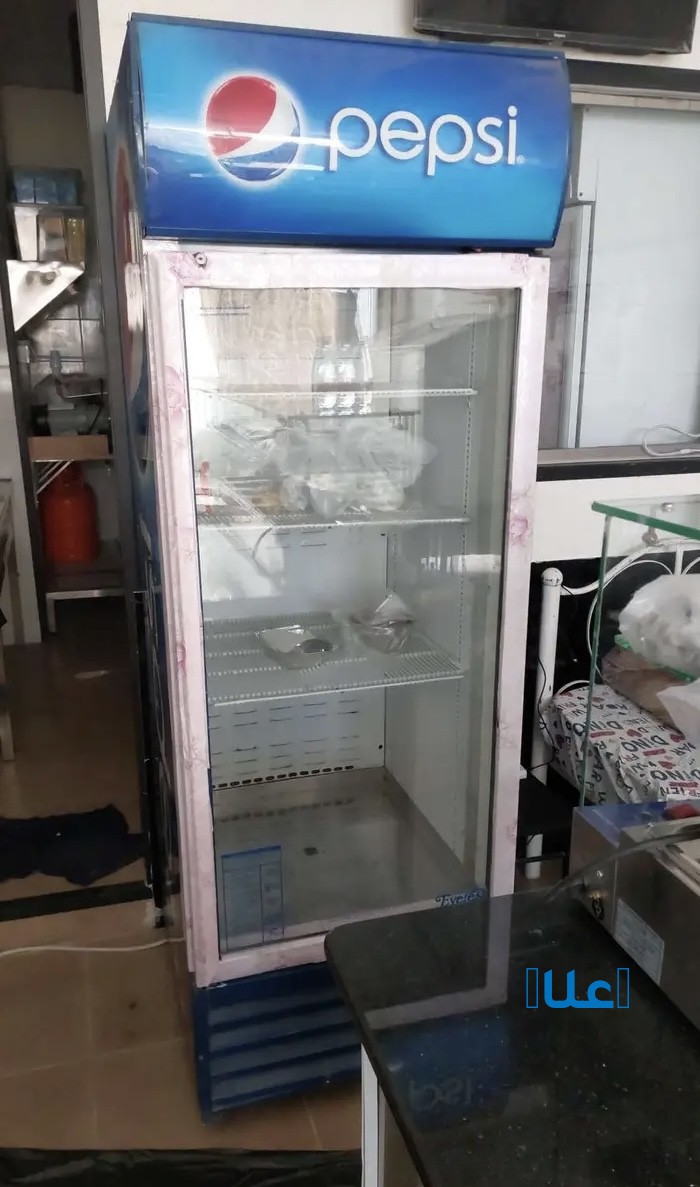 ثلاجة بيبسي كبير