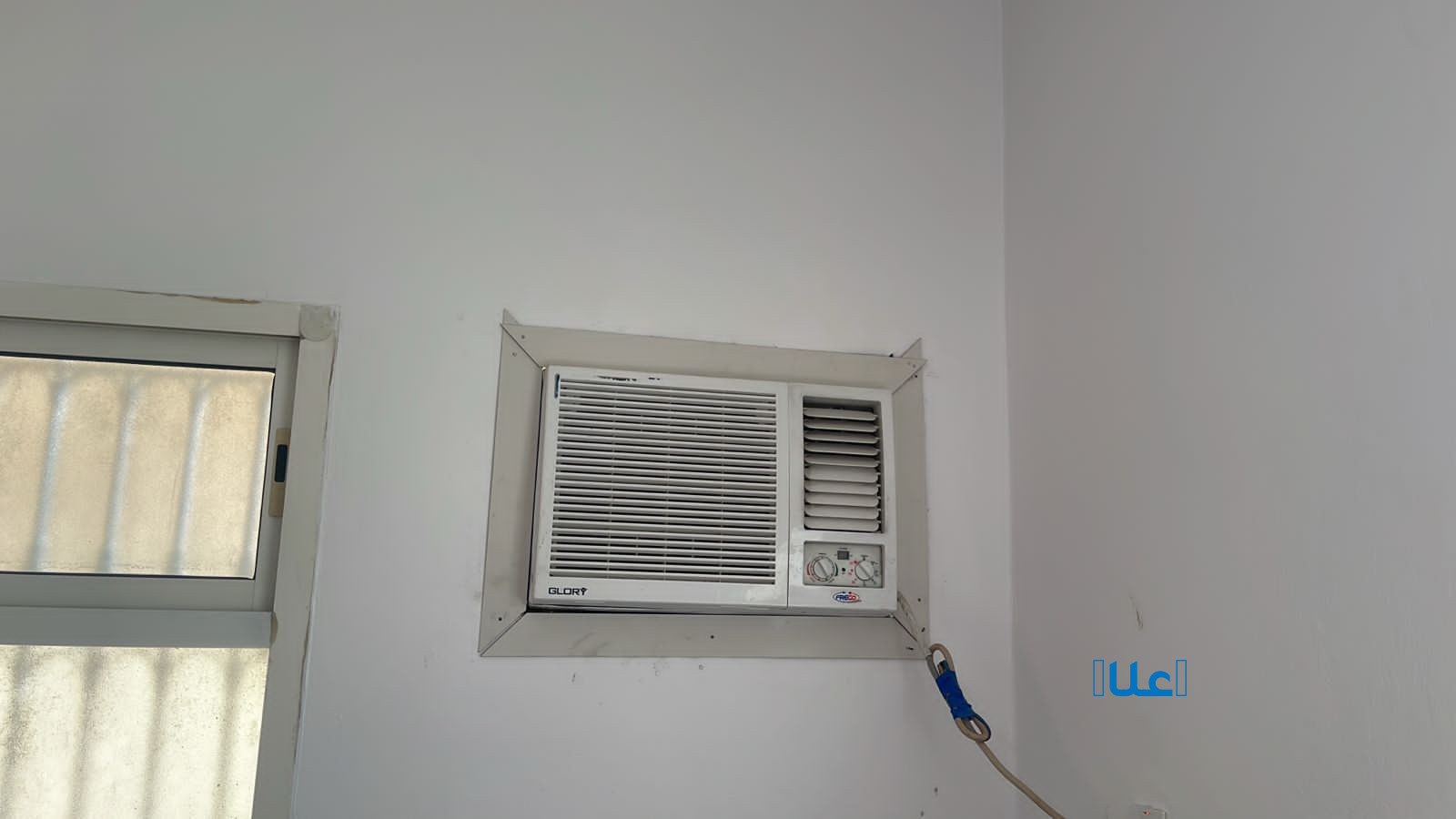 شر اثاث مستعمل غرف مكيفات مطابخ مجالس بالرياض